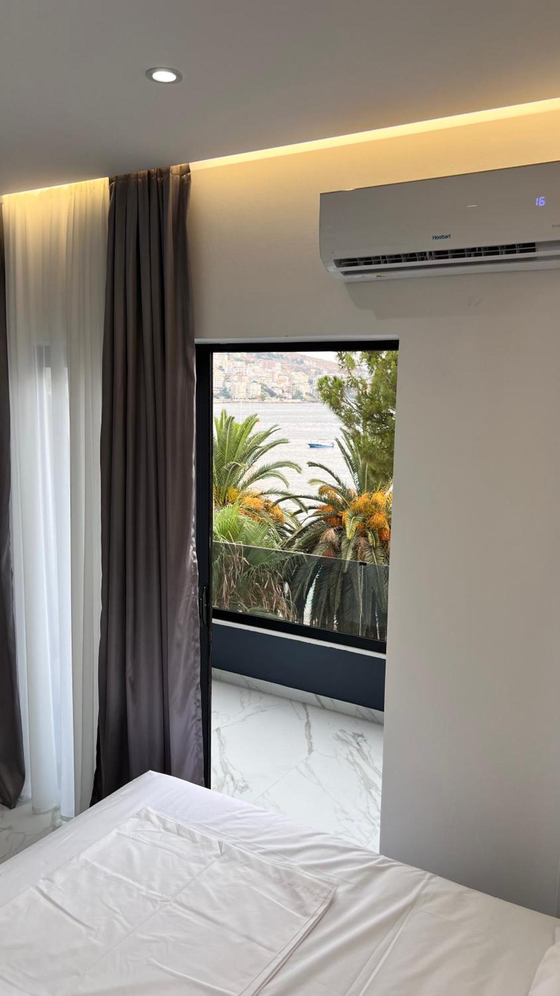 Lezet Hotel Sarandë Eksteriør bilde
