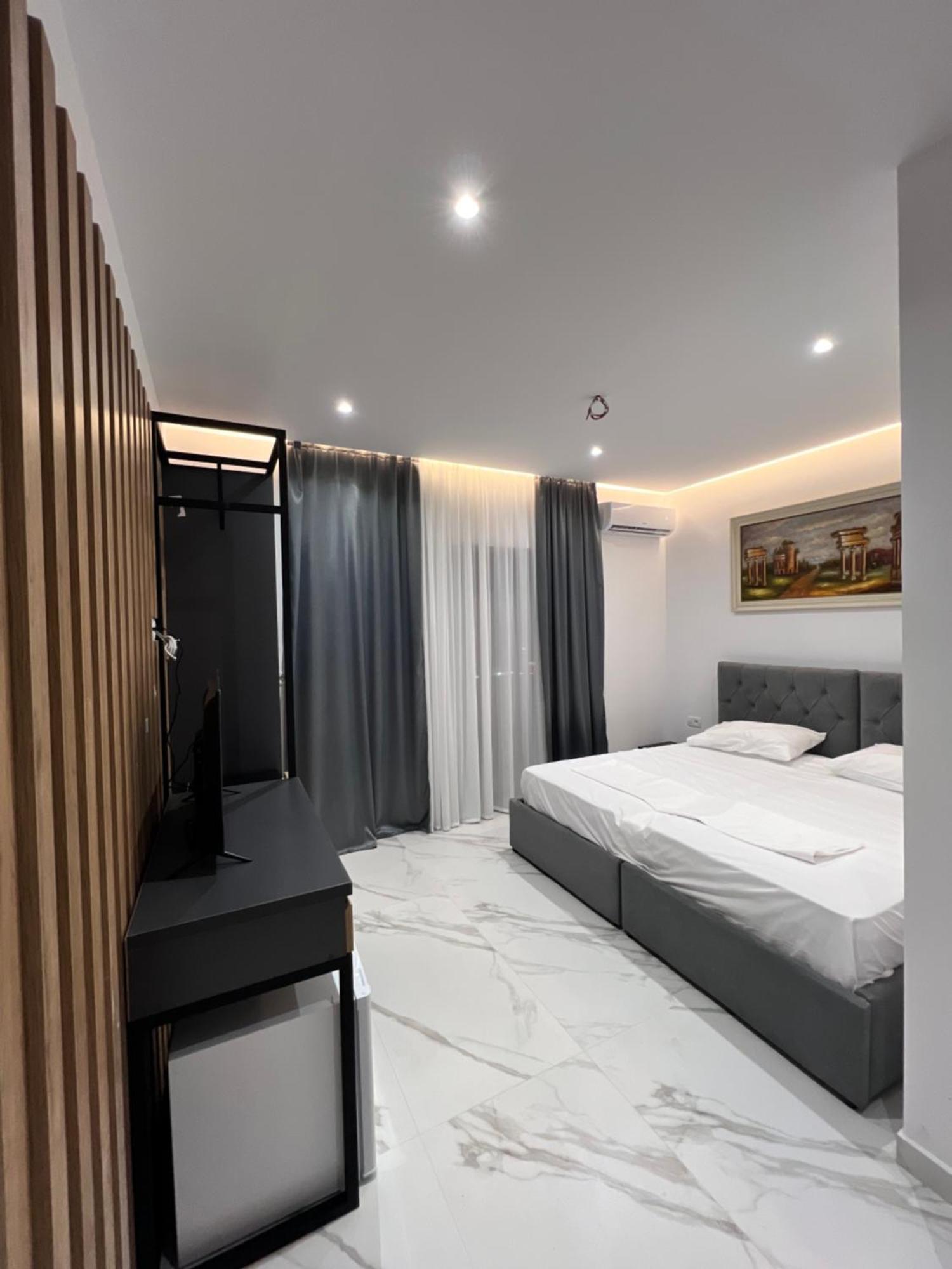 Lezet Hotel Sarandë Eksteriør bilde