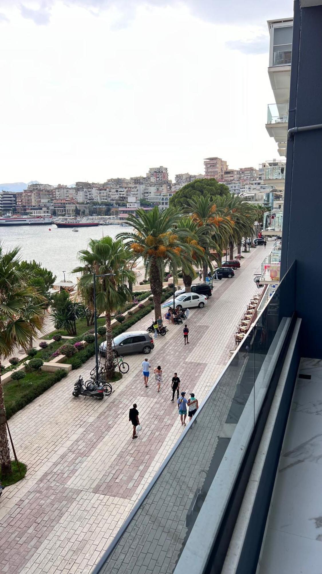 Lezet Hotel Sarandë Eksteriør bilde